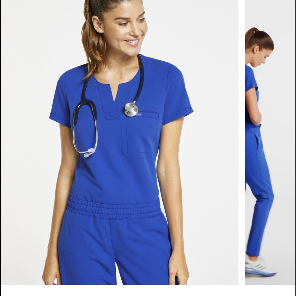 Jaanuu one pocket tuck in scrub top -L